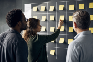 Onboarding SEO réussi : les 90 premiers jours pour aligner objectifs et rôles